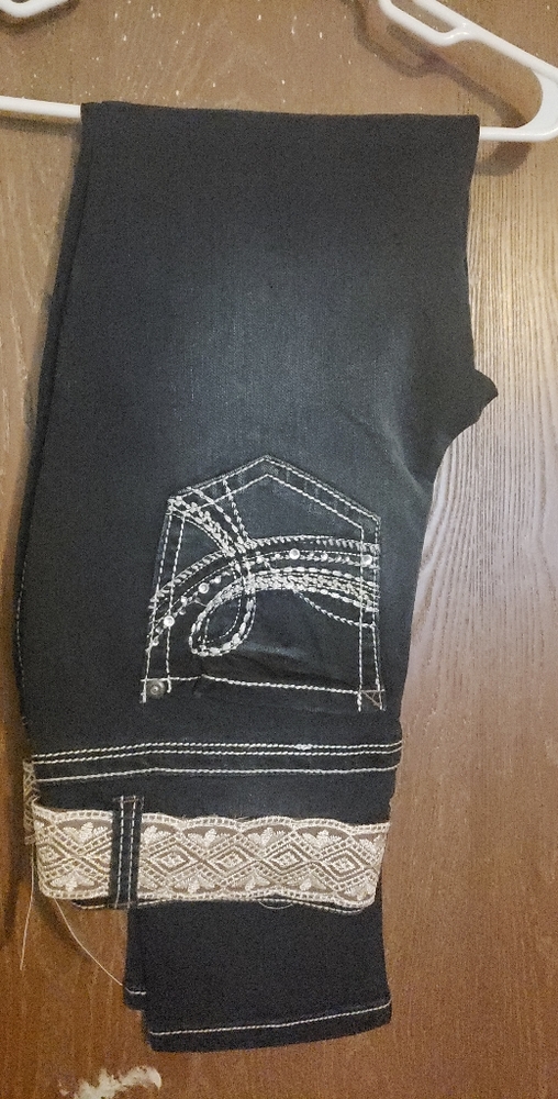 No Boundaries jeans